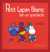 Petit Lapin Blanc fait un spectacle