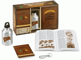 Le véritable et authentique Manuel des Castors juniors. Coffret avec une gourde, un porte-clé mousqueton et un carnet d'explorateur