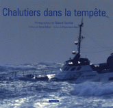 Chalutiers dans la tempête